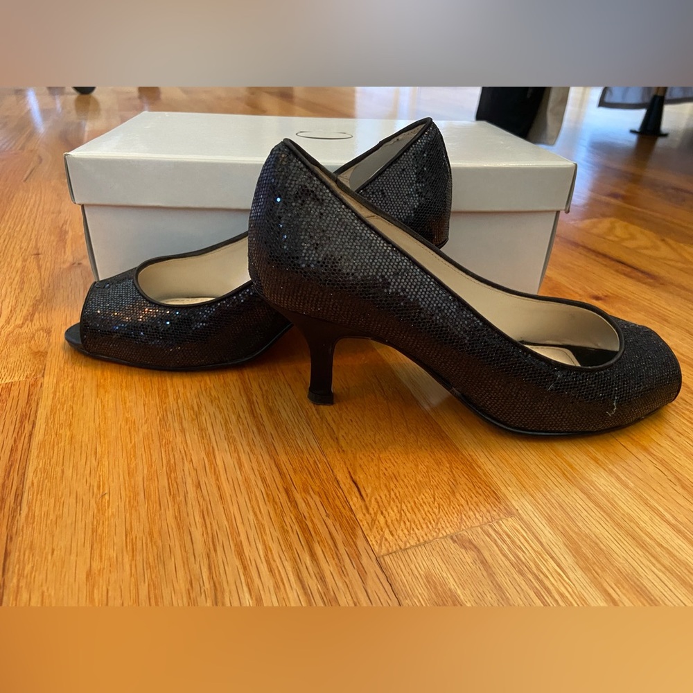 Black Metallic Peep Toe Heel